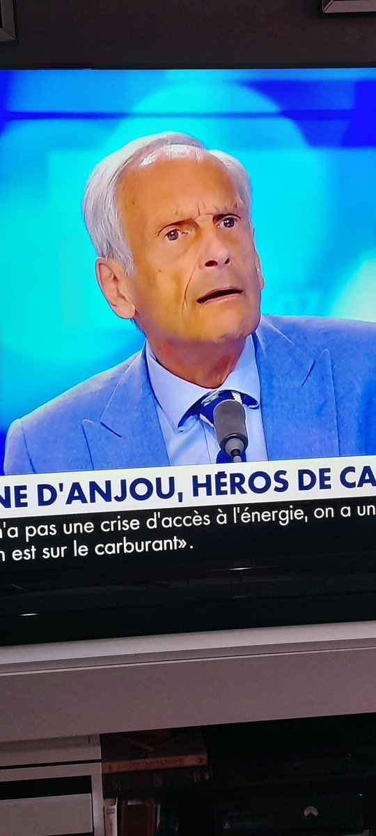 joker tweet media
