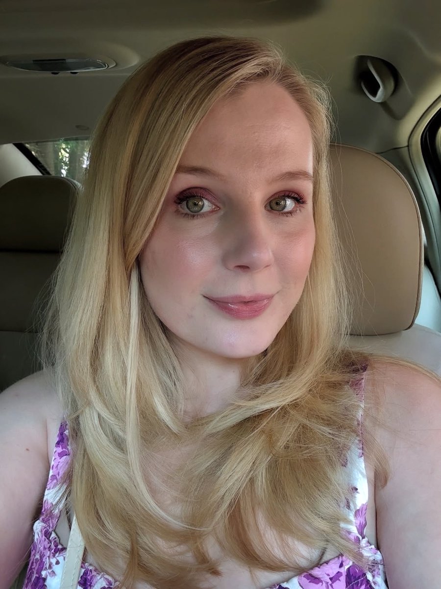 mariacopel5's tweet image. Happy Thursday! I can’t believe how fast the weeks are flying by! It’s crazy! What are your weekend plans? 🙂
-
#selfie #selfietime