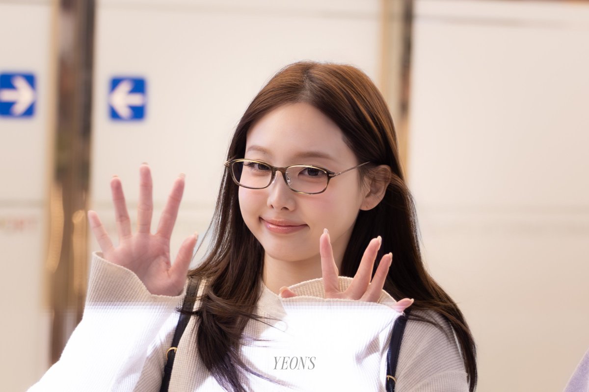 YEON'S tweet media
