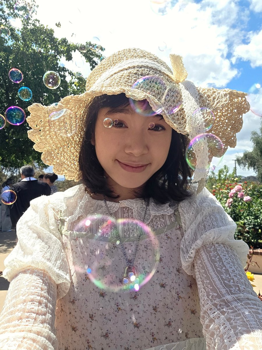 Phoebe Chan 🐝🌸 Densetsu.EXE tweet media