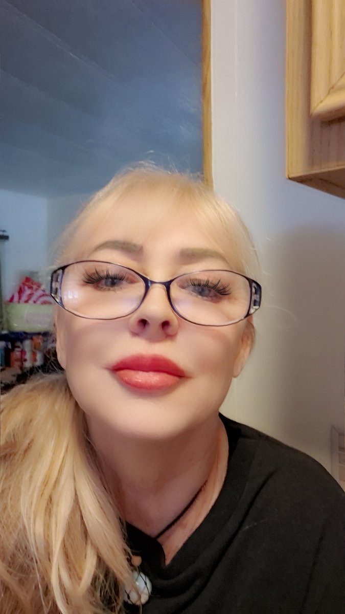 GoddessOmega tweet media