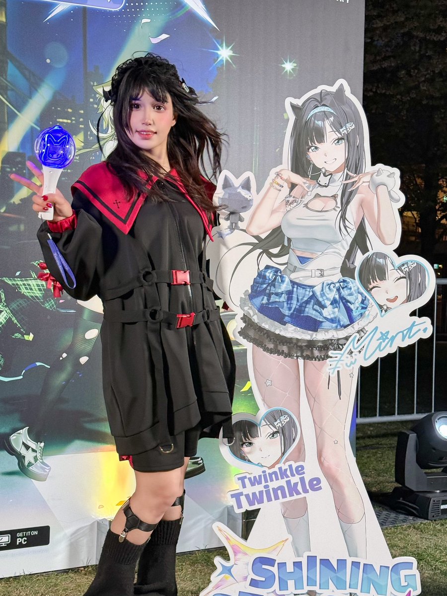 sofia tweet media