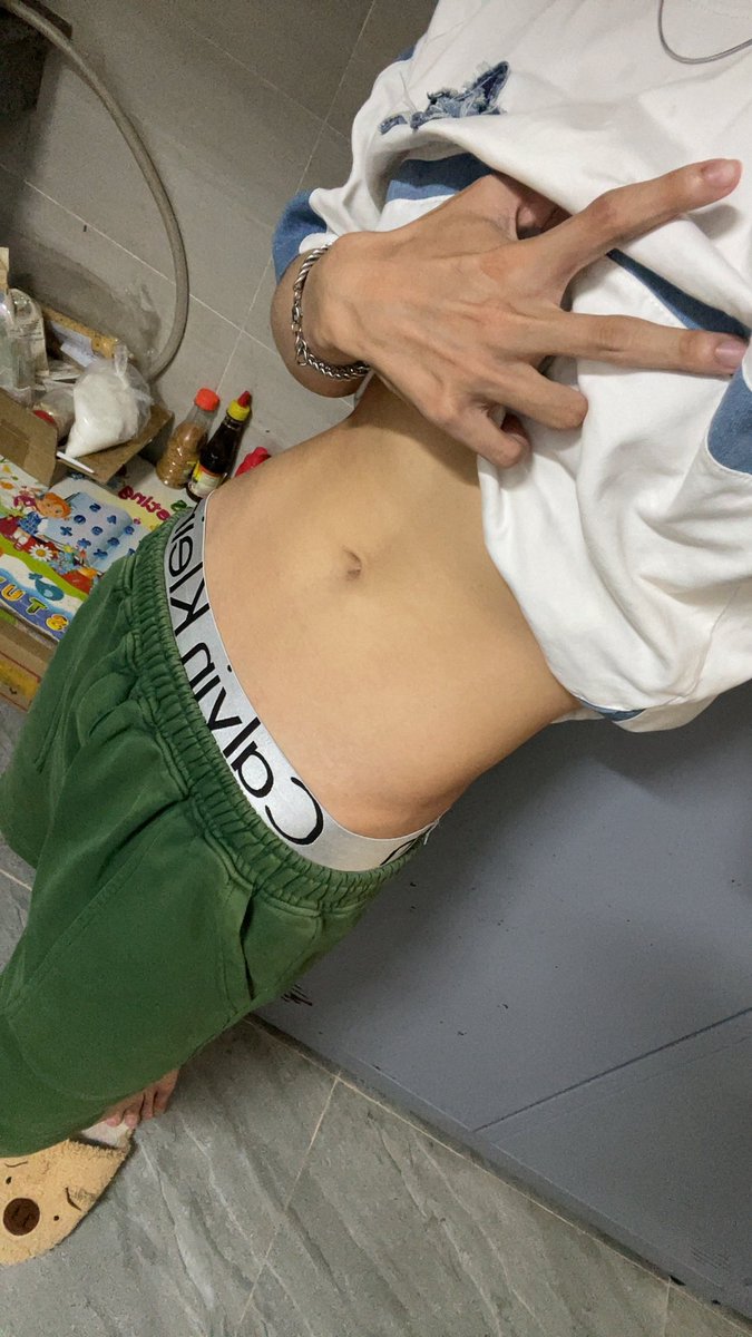 Slim 1m7 tweet media