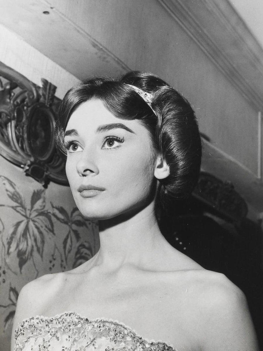 audrey hepburn enthusiast tweet media
