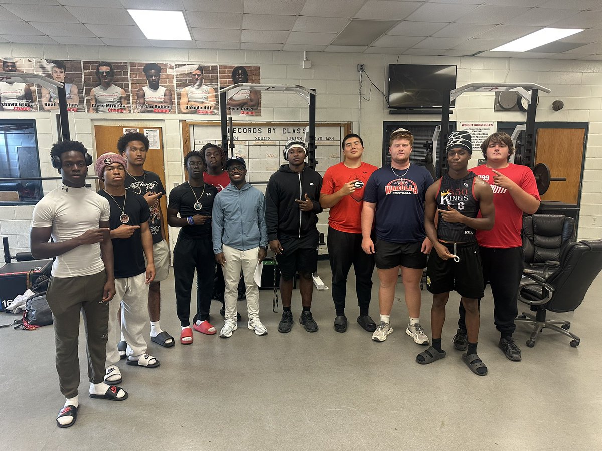 Karlos Williams Sr. (Coach Los) tweet media
