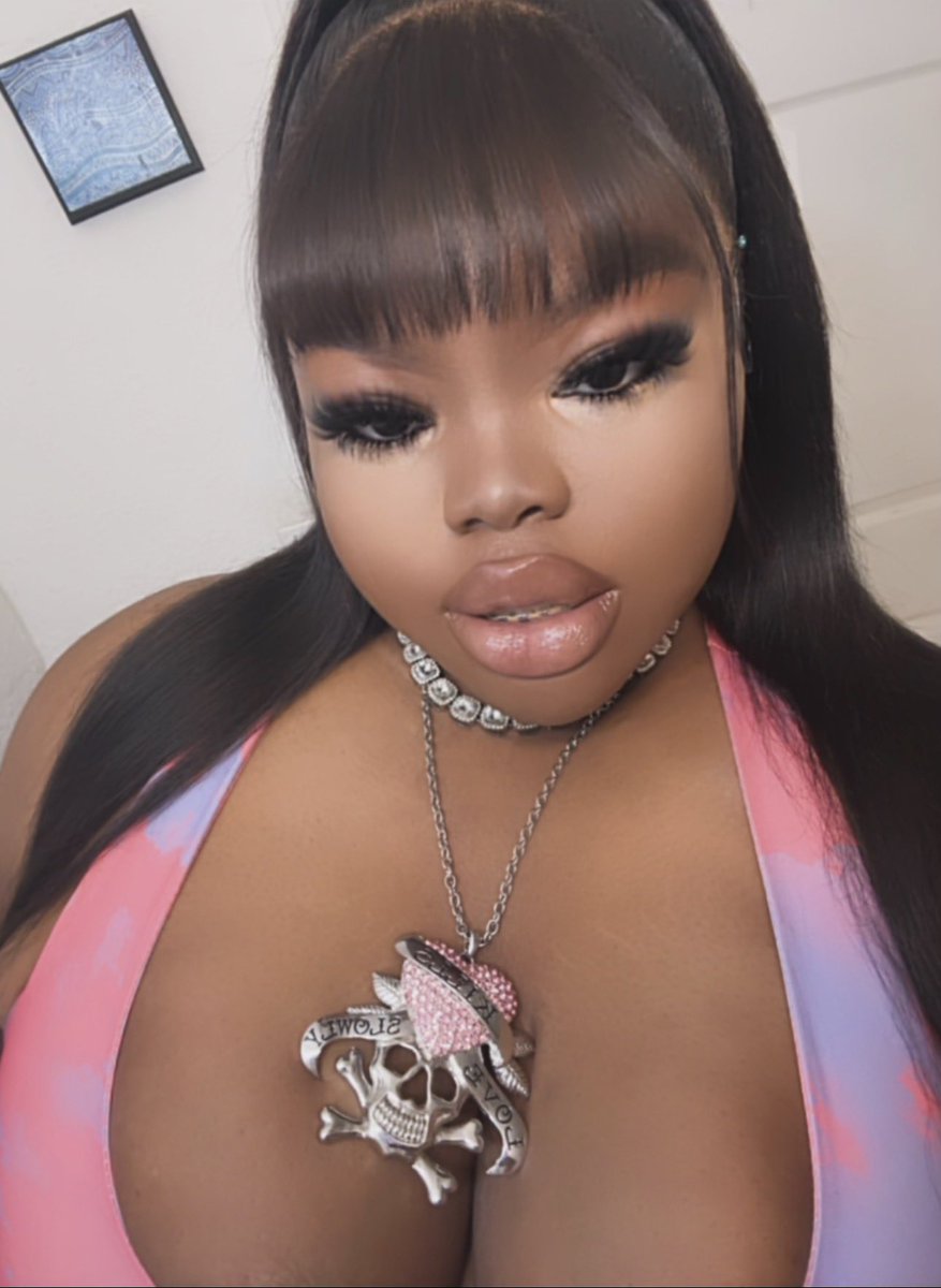 dat_girlkat's tweet photo. To sexy for this world.☄️🫦🩷 https://t.co/DtWWpwjajx