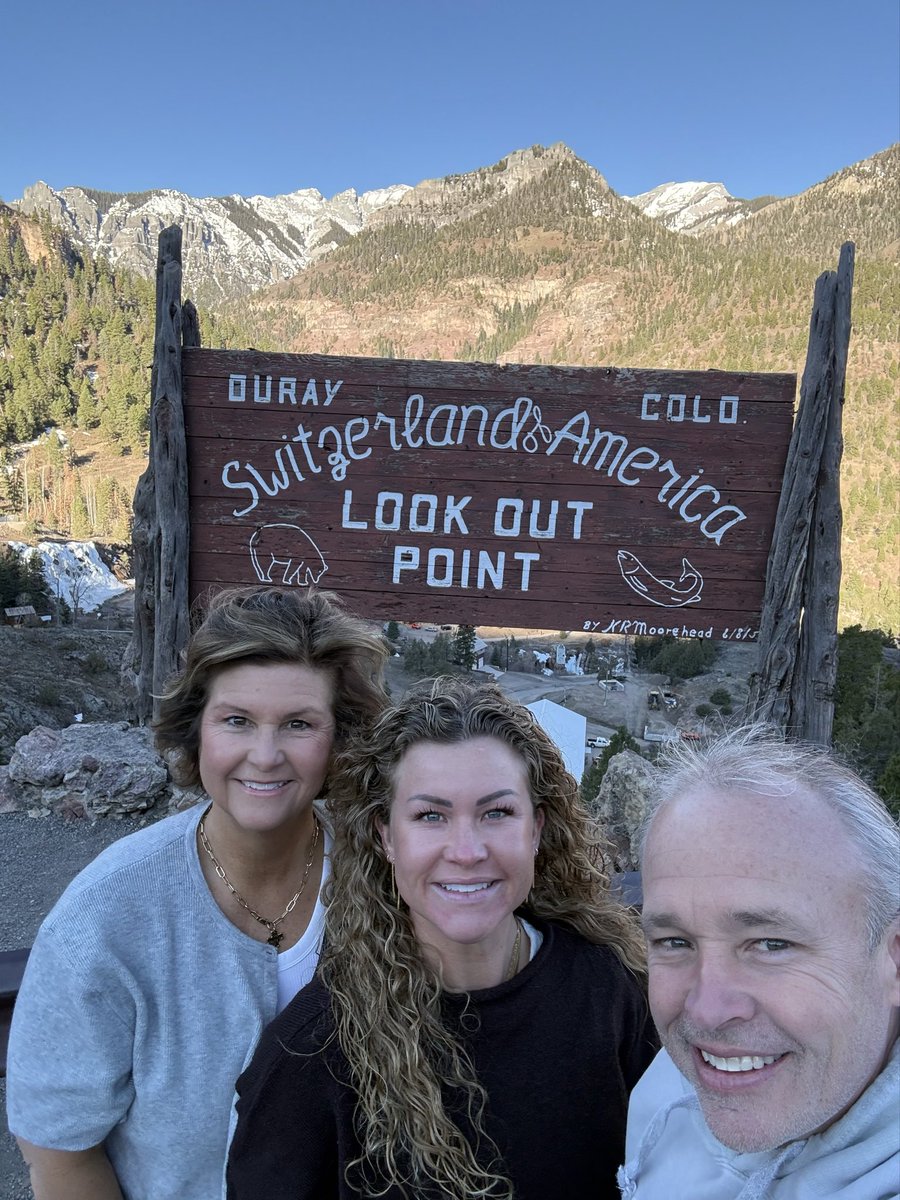 chetc14's tweet photo. Happy 29th birthday to my baby girl!!!  Still living your best travel PT life out in Colorado but we sure do miss you at home!  I’m so proud to be your dad!  Have a great birthday and your mom and I love you very, very much!!! 🎉🎂🎈❤️ @hallefofalle https://t.co/3SOK2eyumi