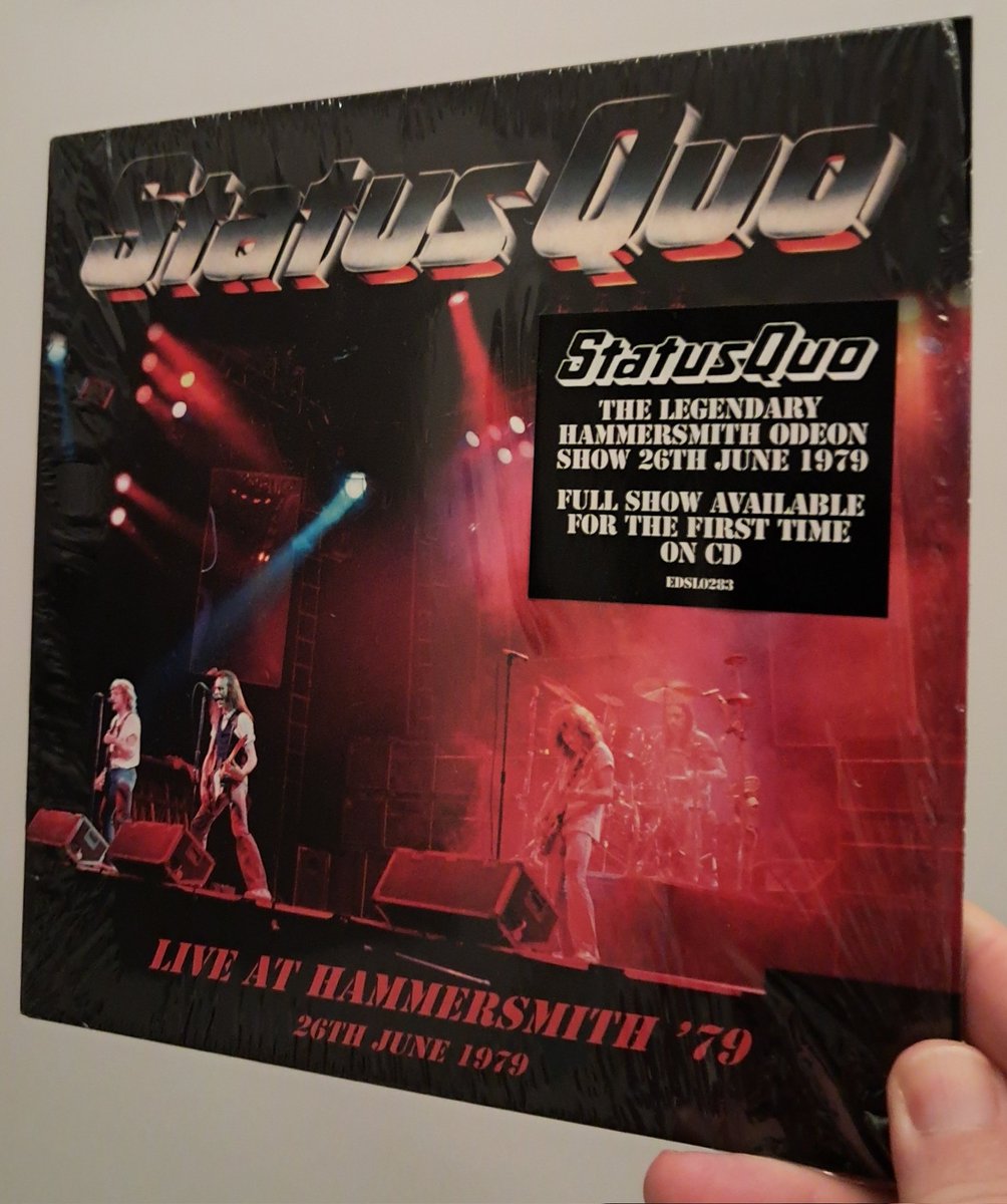 rich_goad's tweet image. @NowSpinningUK @ClassicRockMag @mitchlafon Never thought I would say this but #statusquo have topped their legendary 'Status Quo Live' album in my opinion, with this stunning release.