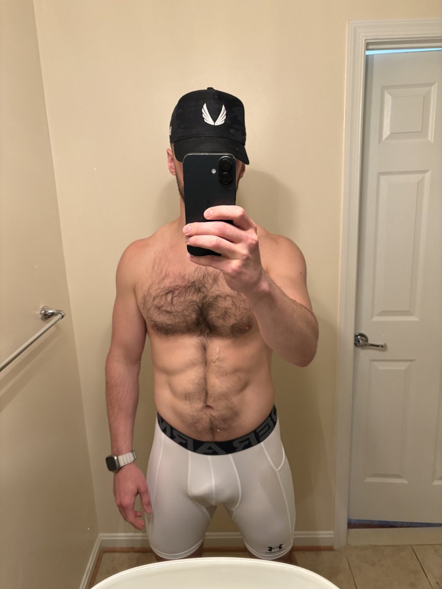 Lycra Dude tweet media
