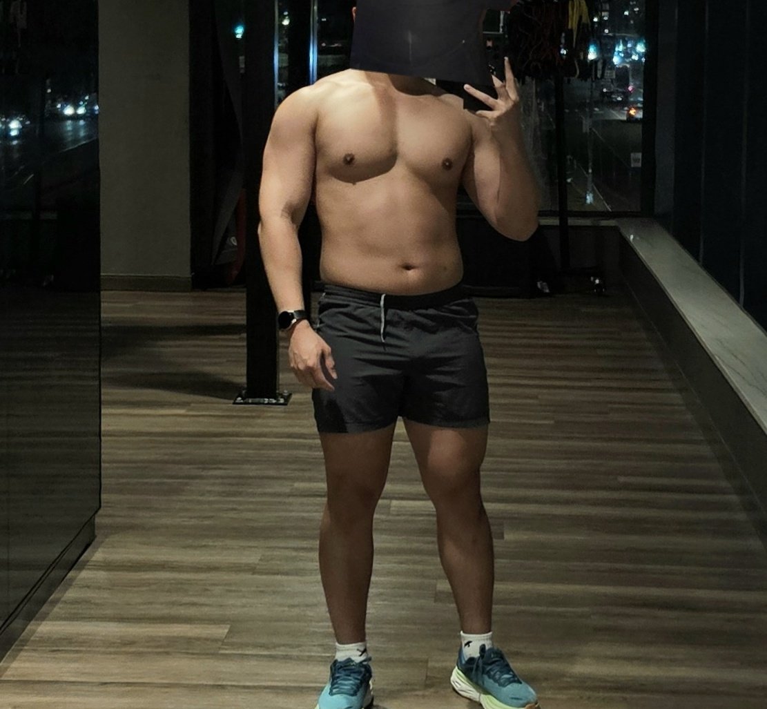 locked for alpha cock 😈 tweet media