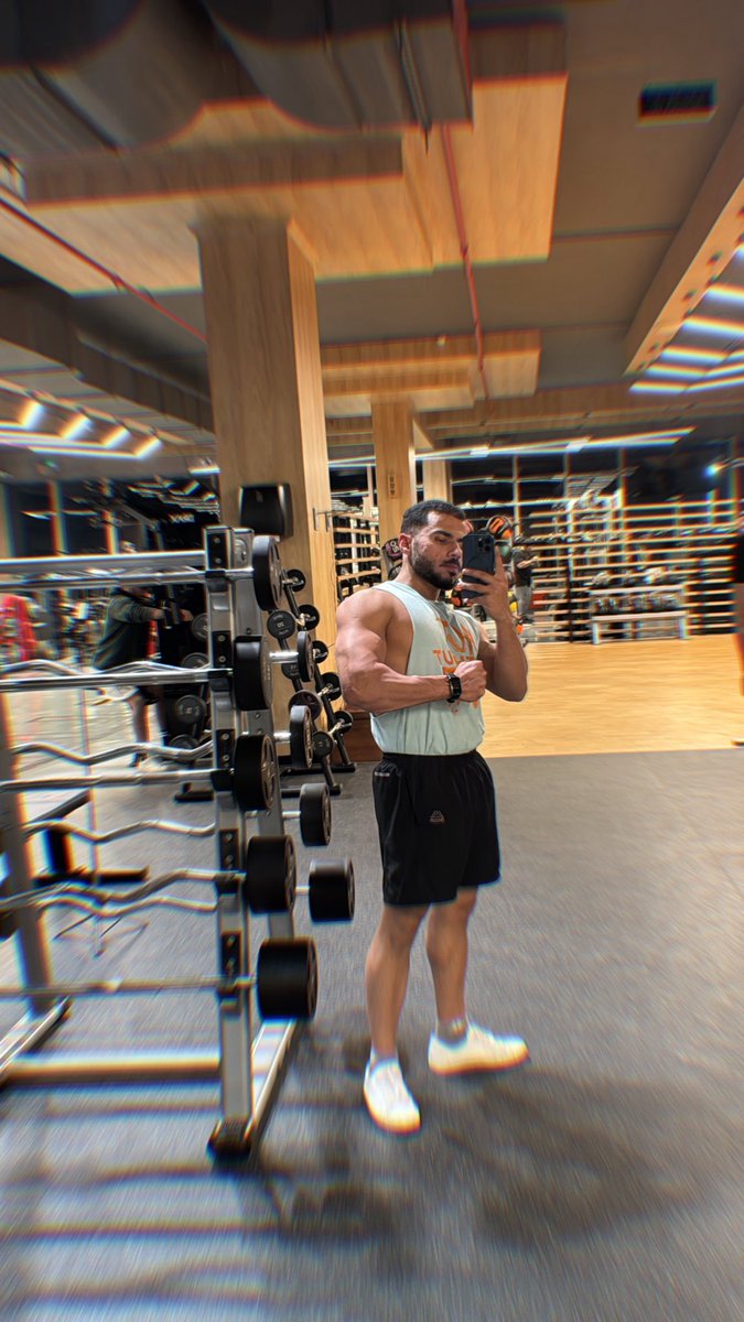 َC.مهند💛🏋🏻‍♂️ tweet media