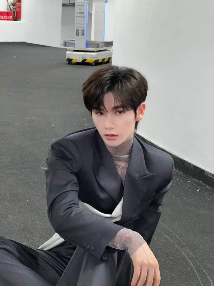 For Nine tweet media