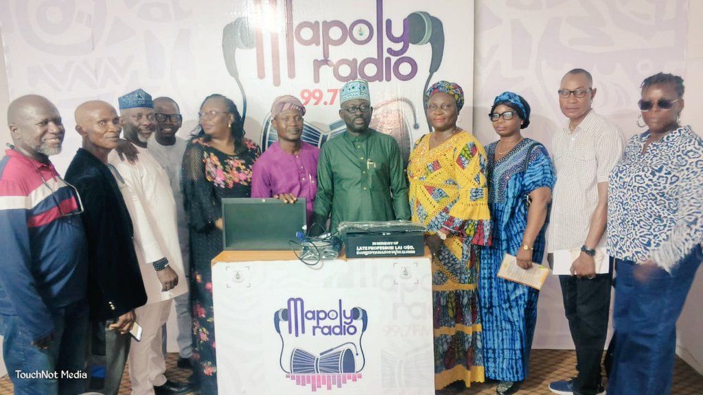 MAPOLYinfo's tweet photo. AMACOS ’98 LIFTS ALMA MATER WITH ESSENTIAL EQUIPMENT IN HONOUR OF PROF. LAI OSO

https://t.co/j74qkNhAxi https://t.co/nBg21ftNJH