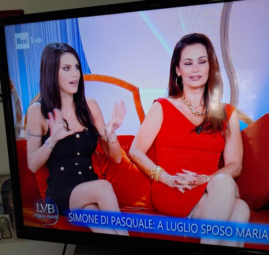 GiovannaDAles20's tweet image. #LVB
#Antonella ci vado con i piedi di piombo
#fiorde