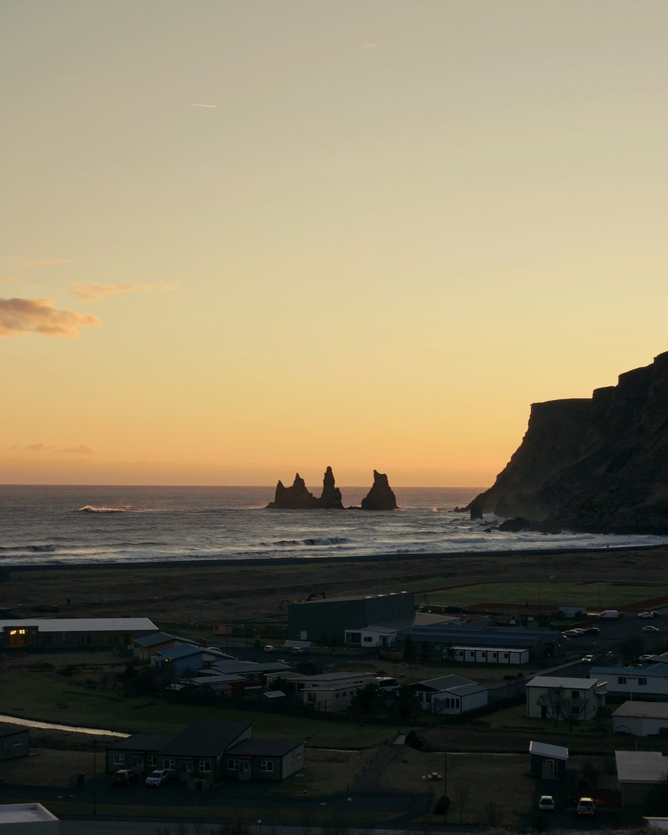 BusTravel Iceland tweet media