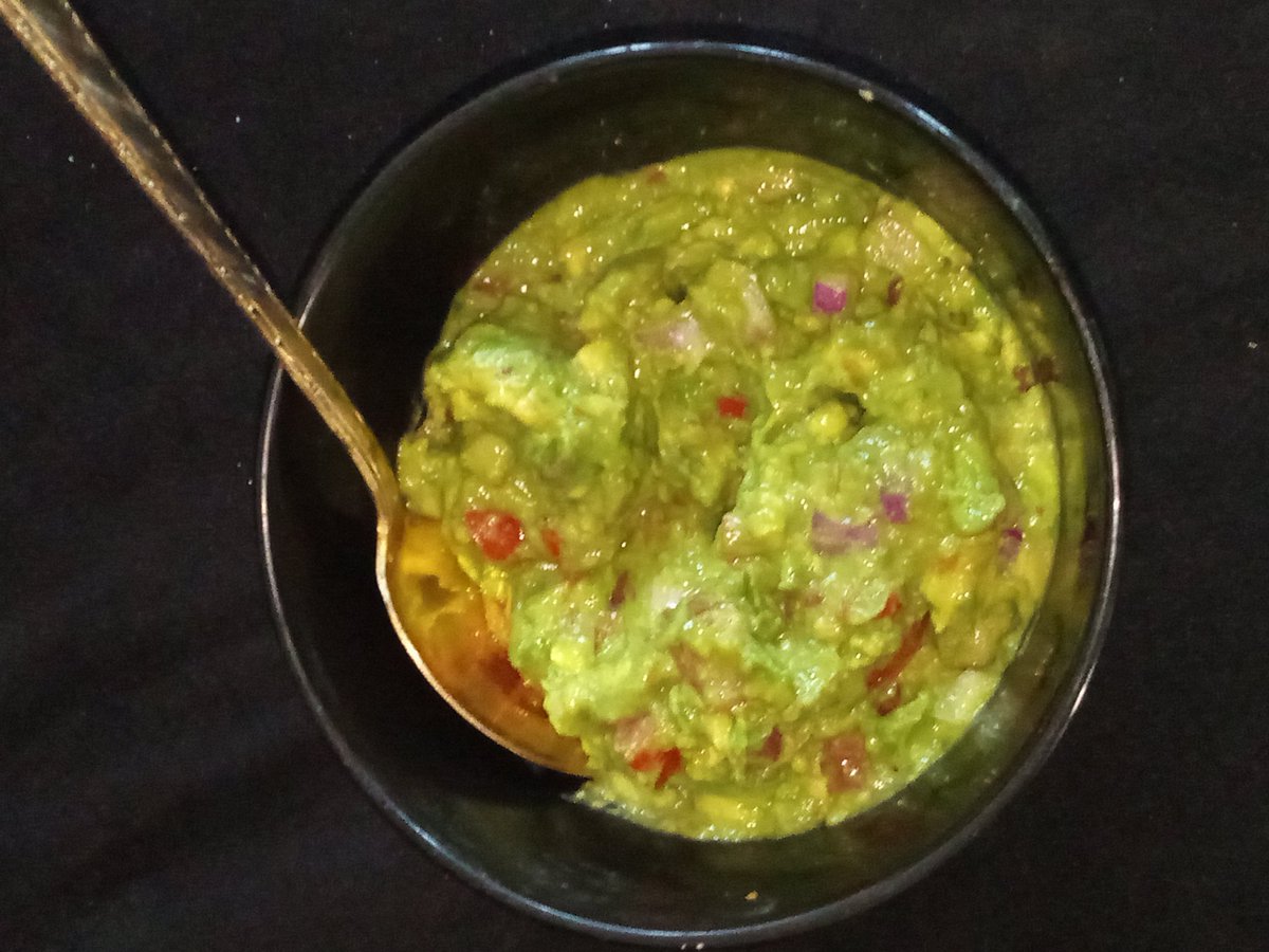 OrganicNijaLife's tweet image. #Guacamole🧵 

Can u taste it?

Once it's #avocado season you'll find us making n consuming copious amounts of it.

We absolutely love it n eat it on its own or with anything else that's going on d table. It's delicious n packed full of so much good stuff, what's not to love?...