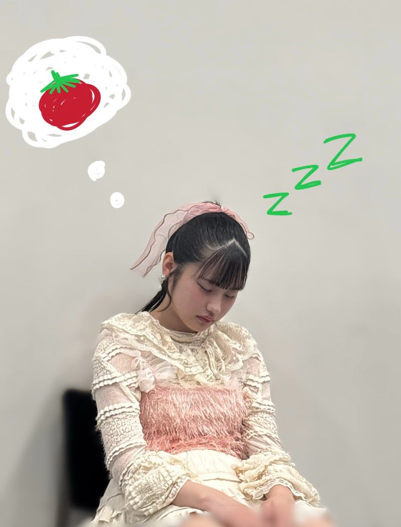 のえ tweet media