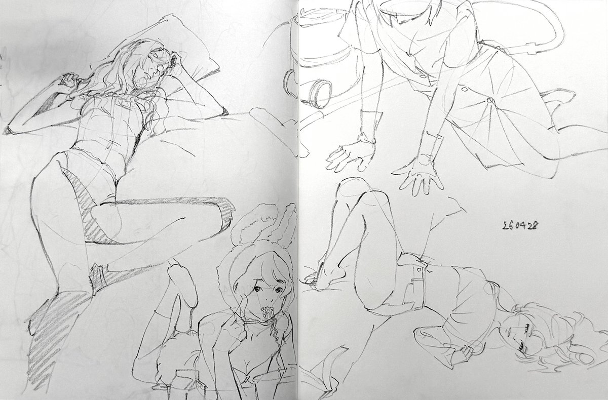 落書き配信スタートします。 drawing practice https://t.co/QJZAsEybbj 