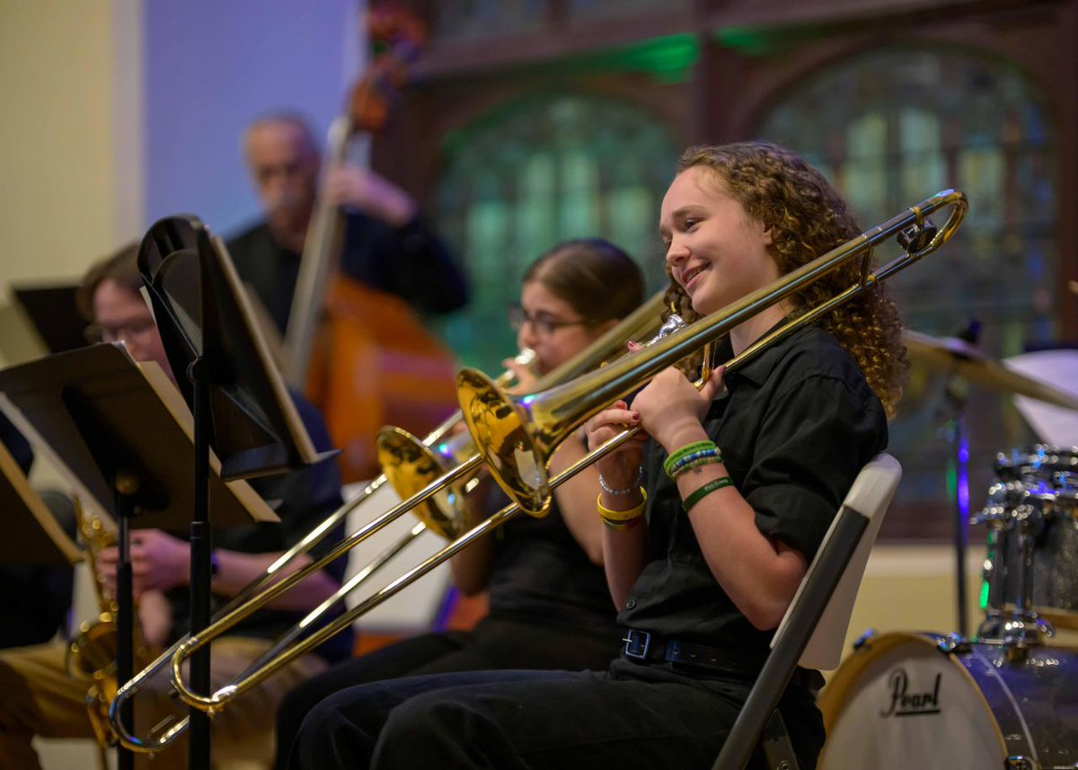 SpfldCollege's tweet photo. Music filled every corner of the Chapel at Marsh Memorial Hall as the Springfield College Community Chorus and Band performed for a standing-room-only crowd at the annual Spring Concert. 🎶

#SpringfieldCollege #SpringConcert #LiveMusic #CollegeEvents https://t.co/o1rameIxWQ