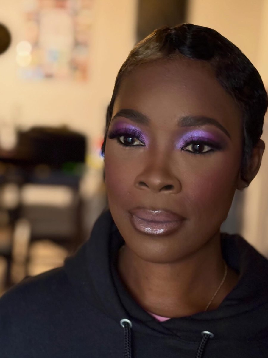 beautybytenatl's tweet image. Full glam w/ pink &amp;amp; purple cut crease in natural lighting! 💖💜Eyeshadow: @tenorganiccosmetics 🔗 in bio to book! #sitwithtoni💋💄 #mua #ncmua #cutcrease
