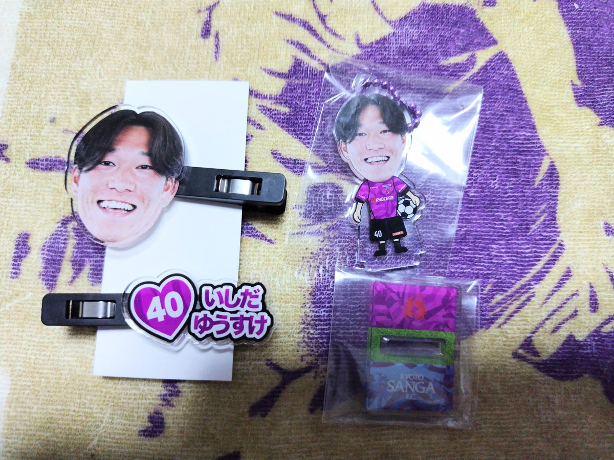 ともこ tweet media