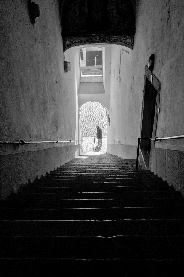 CreativeWisdom_'s tweet image. Lisbon, Portugal #streetphotography #Lisbon #blackandwhite #photograph