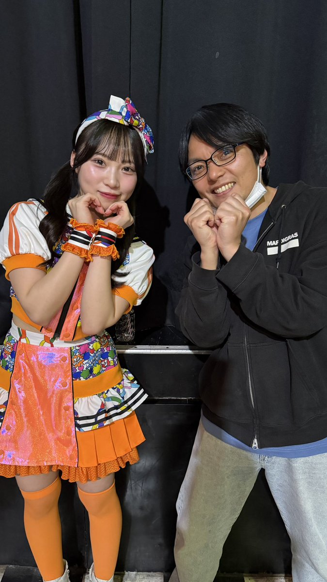 先輩チームで披露されたchaos and creation
元々好きな曲だけどこの編成でのパフォーマンスがバチバチにかっこよかった
特にゆいかちゃんのクールな表情がめちゃ良かった
あと、他の曲でも言えることなんだけど、歌声が特徴的で凄い好き
#虹コンドタバタ大作戦
