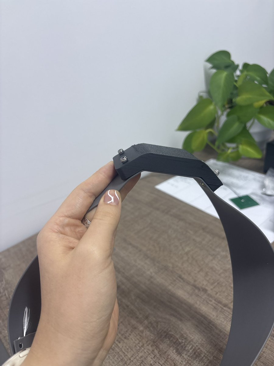 sergeevayua's tweet photo. New assembly of our camel tracker! 

Better materials, better look, faster. We are getting there, everything is possible I believe in it. 

Stay tuned, https://t.co/5ty1258XMP https://t.co/i37cBPTosa