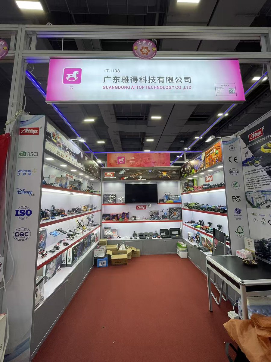 EmilyZh77049056's tweet image. ☺️A full day of travel &amp;amp; teamwork, our booth setup is finally done ✅

It’s already 9 PM, time to reward ourselves with a nice dinner.

#TradeShow #Teamwork #BoothSetup