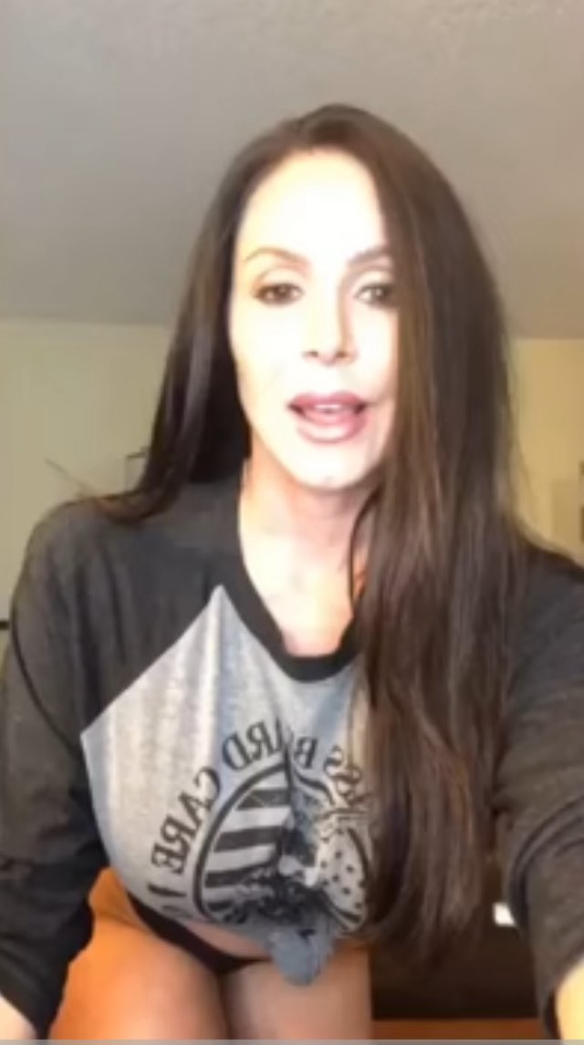 Carlee tweet media