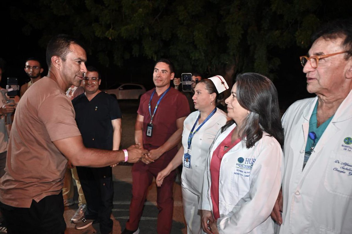 Avanzamos en la recuperación del sistema de salud en Girardot 🏥, garantizando la continuidad en la prestación del servicio tras la terminación anticipada del contrato con el operador anterior, con acciones concretas que hoy permiten atender a miles de usuarios.