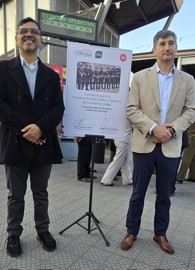 Metro de Santiago tweet media