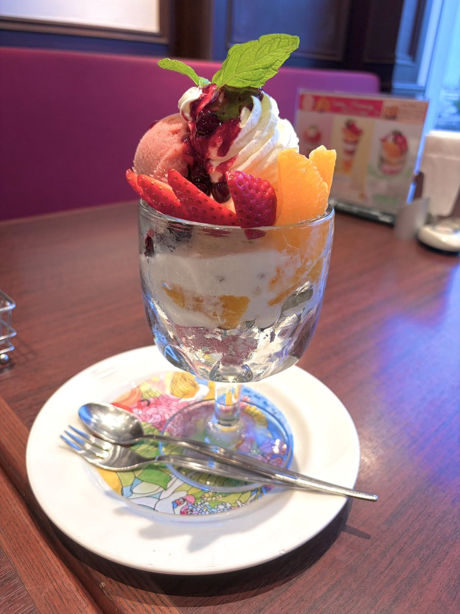 ぱ ふぇ ﾄﾞｰｰﾝ