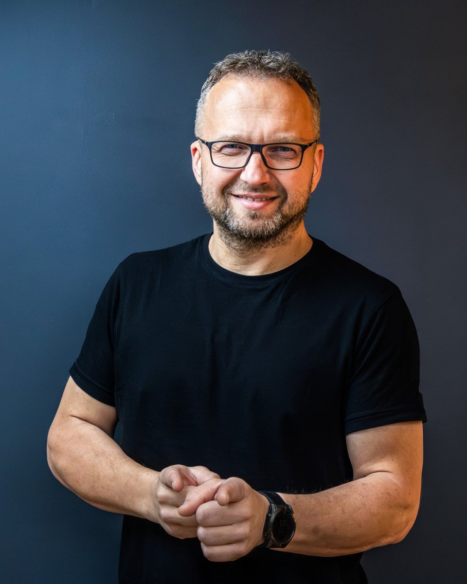 Zase mám chvilku si s vámi zavolat. Tak pokud chcete něco probrat, cinkněte mi dnes mezi 16:00-18:00. Moje číslo je 603 755 240. Budu se těšit!