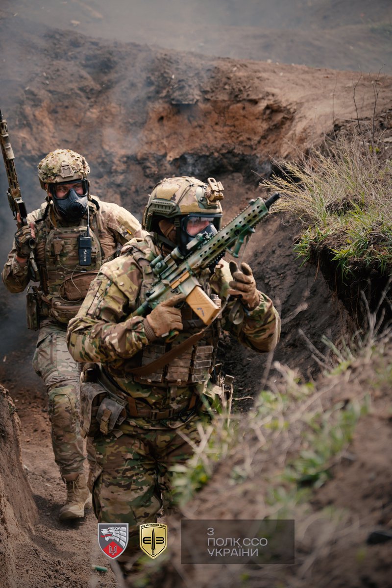 3sofua's tweet image. Training of a raid on trenches using HMMWV.
Operators of the 3rd Regiment SOF Ukraine practice actions in an assault in difficult conditions
The result is decided by seconds.

Join the Brave!
+380933356598 (WhatsApp, Signal)

#SOF #SpecialOperations #Training #HMMWV