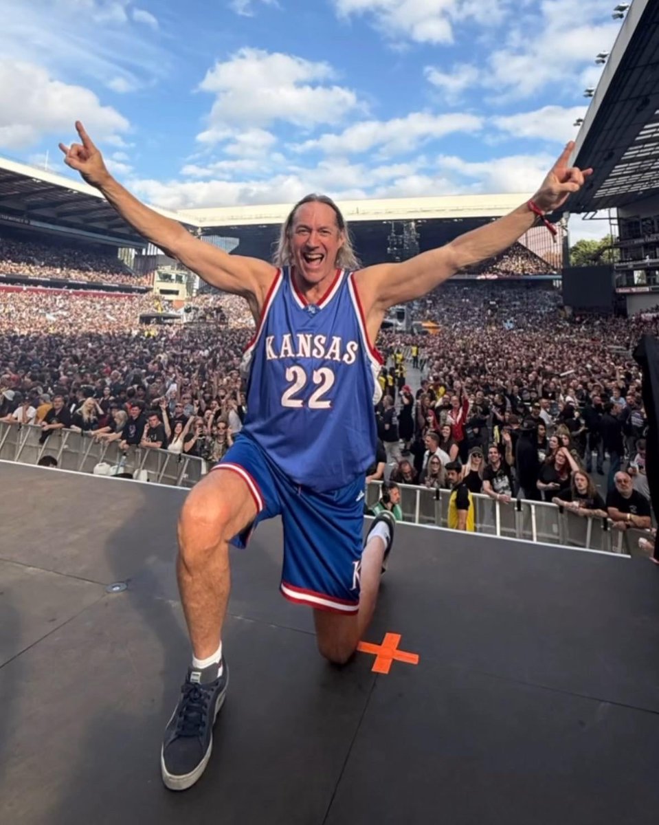 Chemically Humanized tweet media