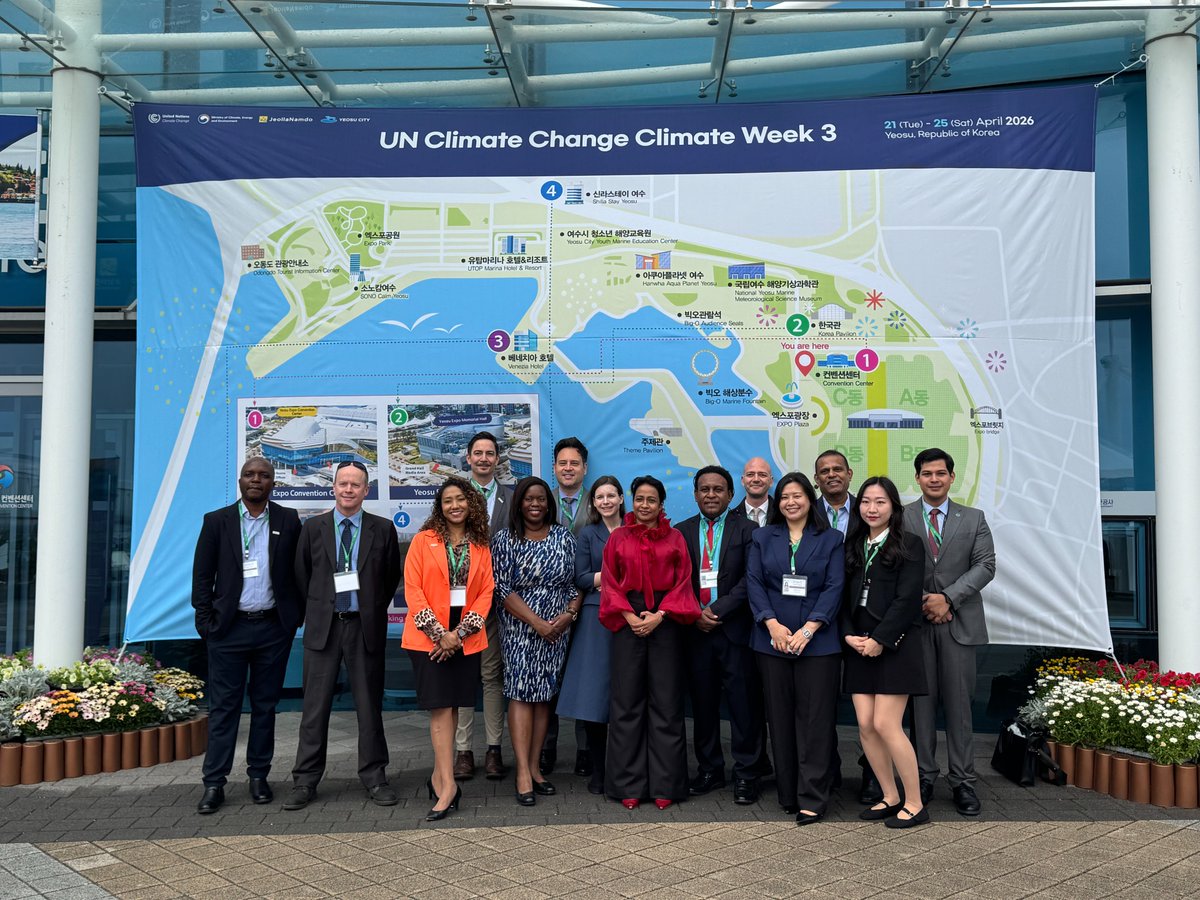 theGCF's tweet image. At #ClimateWeek3 in Yeosu, the GCF team engaged with partners on one priority: moving climate commitments into implementation.

Check out the thread 🧵⏬ to see #ClimateAction highlights.