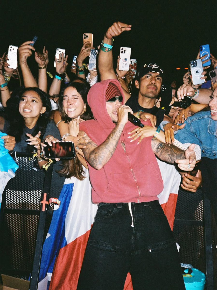 Justin Bieber was the #1 most streamed artist on global Spotify for the 17th consecutive day.