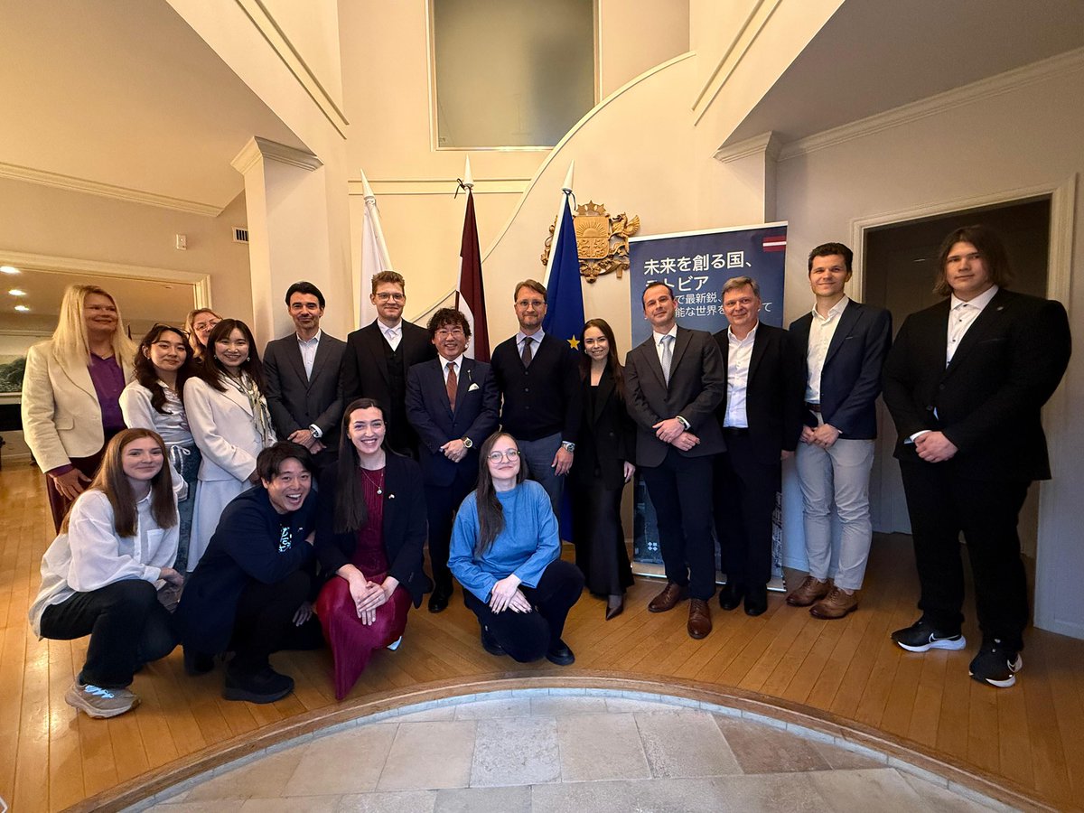 Latvia in Japan #StandWithUkraine 🇺🇦 tweet media