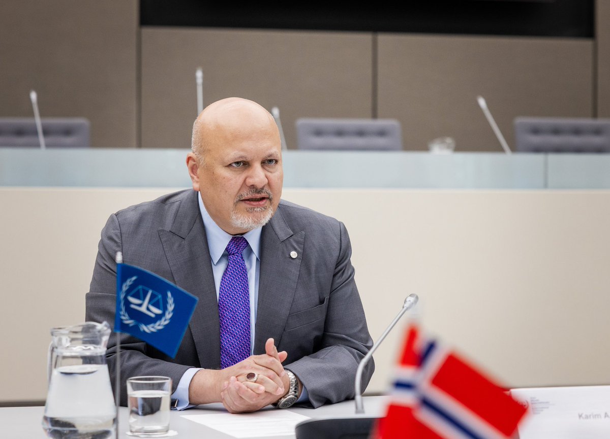 JFJustice's tweet image. Double standards, stated plainly:
#ICC  Prosecutor @KarimKhanQC says U.S. Senator Lindsey Graham told him the @IntlCrimCourt is “for Africa and thugs like Putin” - but not for “democracies like Israel and the United States.”
Exclusive interview with #Zeteo @mehdirhasan