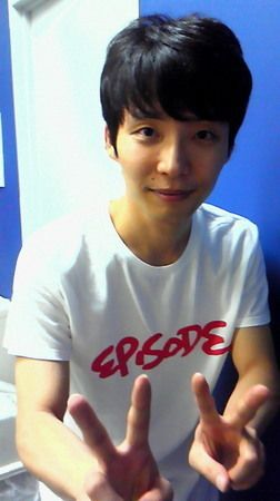 bunjuso's tweet photo. 어릴 때 쌍브이를 좋아하던 아이는 커서도 쌍브이를 날립니다 https://t.co/bR7Sy8u5Yl