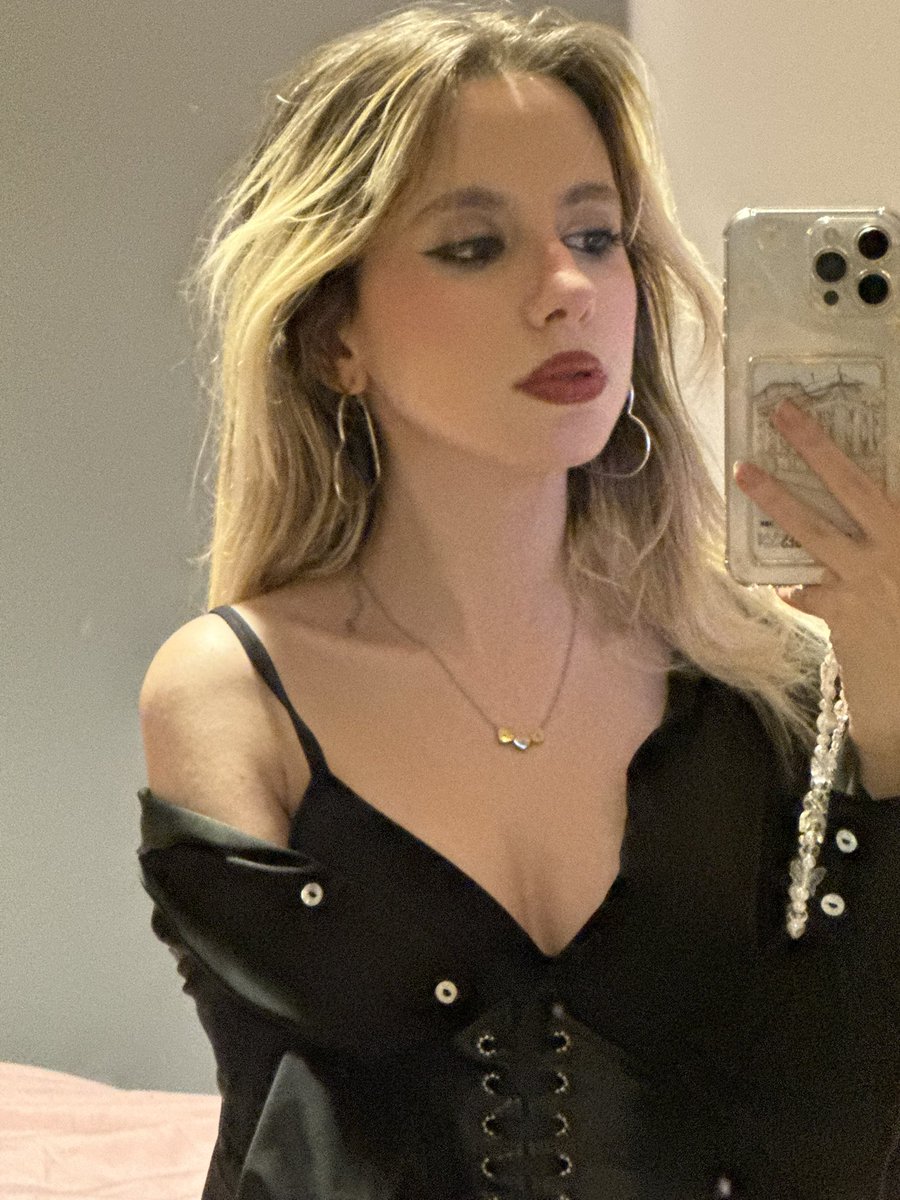 🌷 𝘗𝘳𝘪𝘯𝘤𝘦𝘴𝘴 𝘙𝘪𝘻 🌷 tweet media
