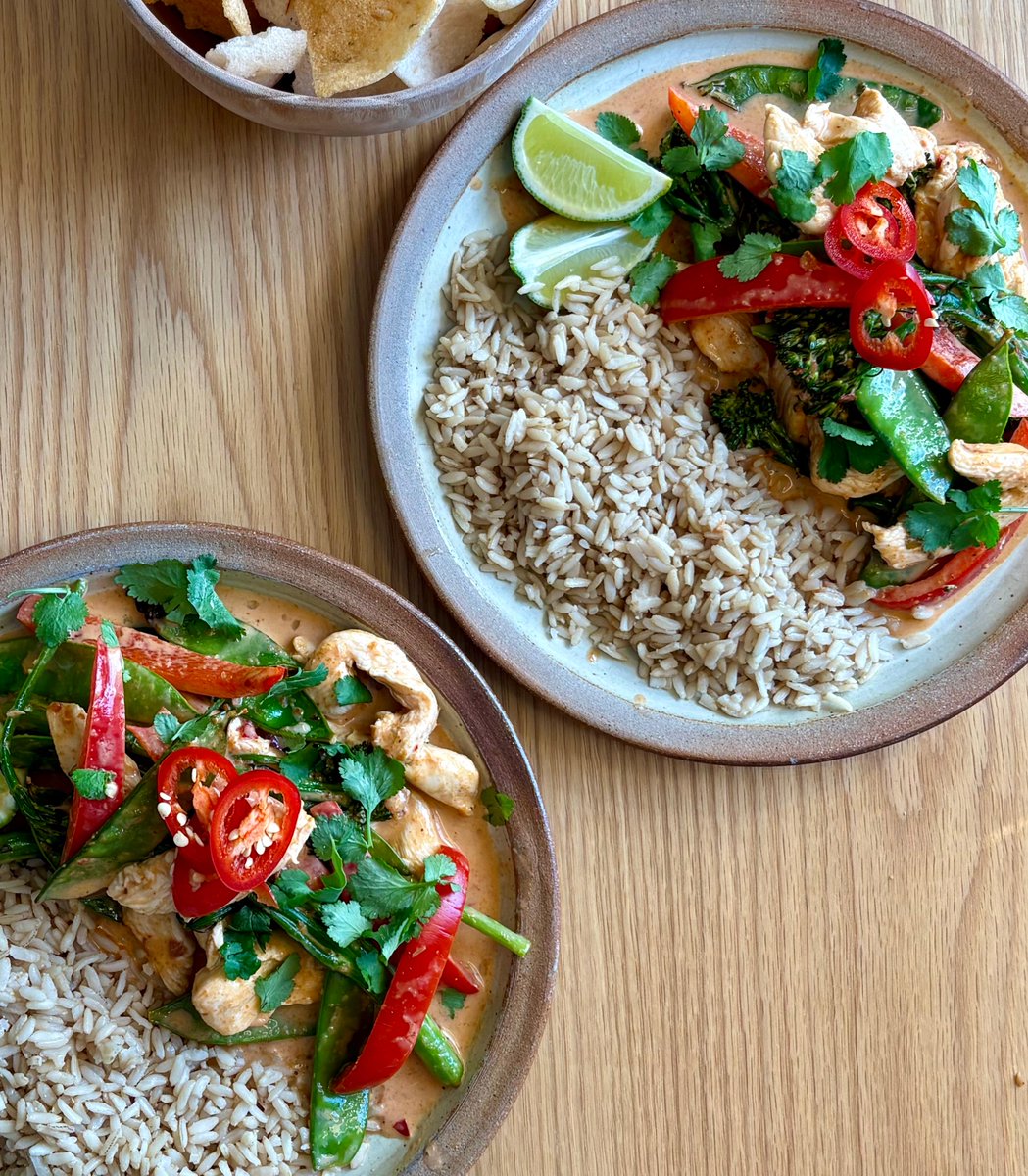 AirFryerUk's tweet image. Curry night made easy 🍛

Explore my collection of easy air fryer &amp;amp; slow cooker curry recipes 👇
airfryeruk.theclubb.co/collection/cur…

#AirFryer #SlowCooker #CurryRecipes #EasyDinner #Fakeaway #MealIdeas