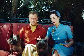 DonaldNickj1's tweet photo. @WhiteHouse @RoyalFamily @POTUS @FLOTUS 🌐Bonjour🎬I'm H📜And I'm influenced by a certain degree of World history💂Modern history🎼and Western history🕍 https://t.co/WNzTqxNLWm