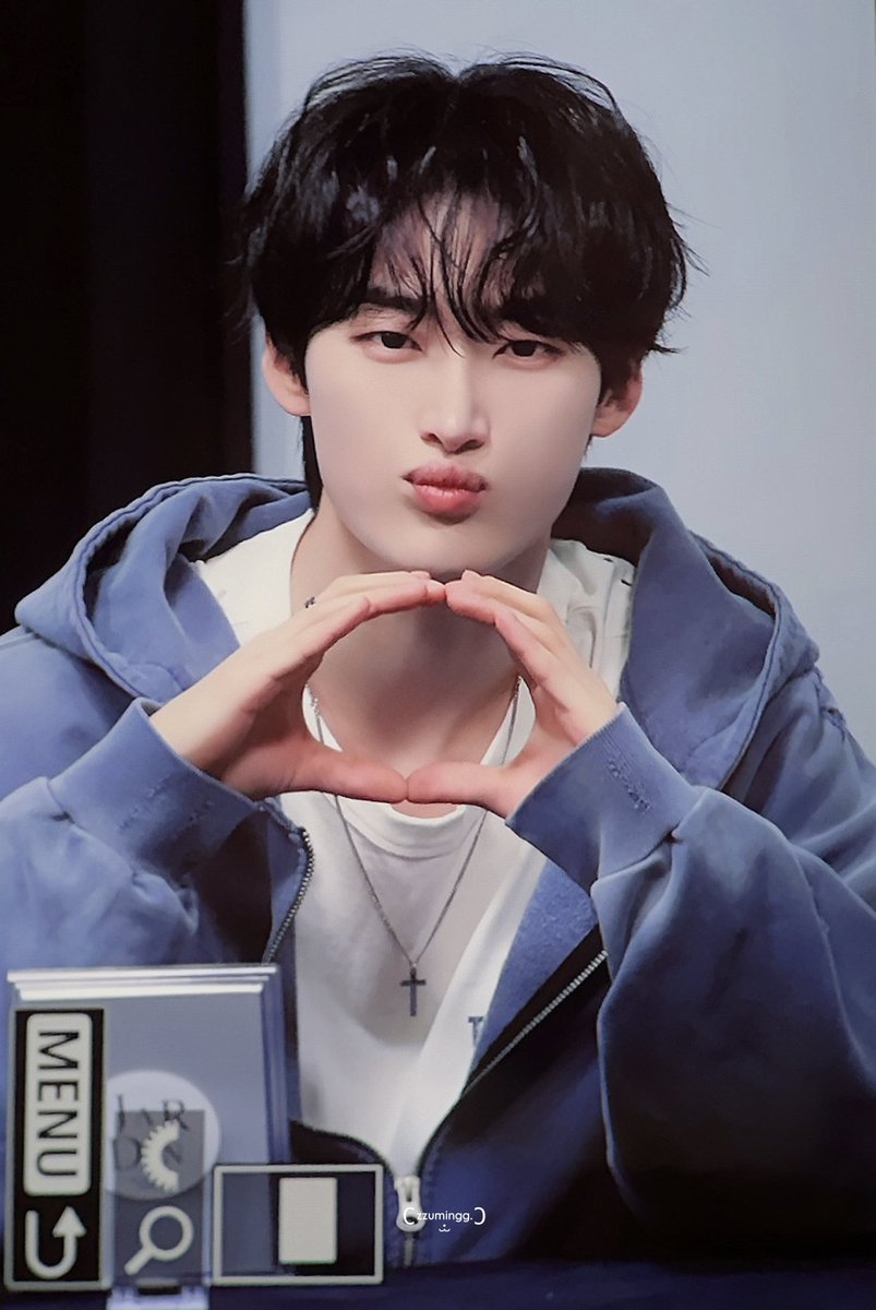 쭈밍 tweet media