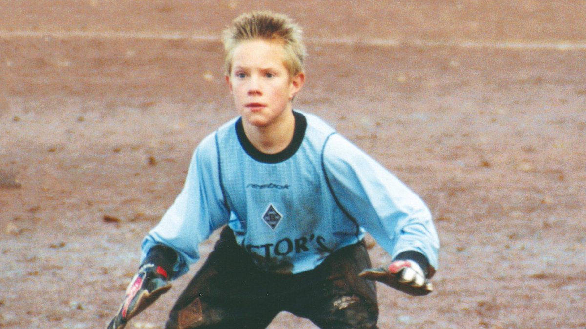 Stegen_TH's tweet photo. สุขสันต์วันเกิดสเตเก้น 🎂
ปีนี้สเตเก้นของพวกเราอายุ 34 ปีแล้วค่ะ ขอให้สุขภาพร่างกายแข็งแรง ฟอร์มปัง ๆ และประสบความสำเร็จทั้งในทีมชาติและทีสโมสรค่ะ 🩷 https://t.co/YkBe9xr6n0