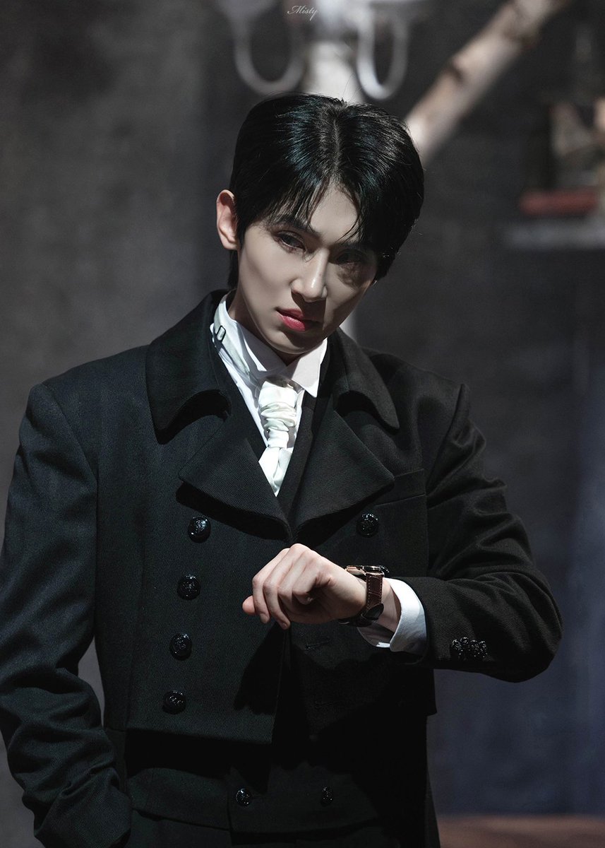 misty_pic's tweet photo. 260429 연극 헤르츠클란
싱클레어 #정재환 배우님

고리타분한 얘기 https://t.co/DMbk3LaqUl