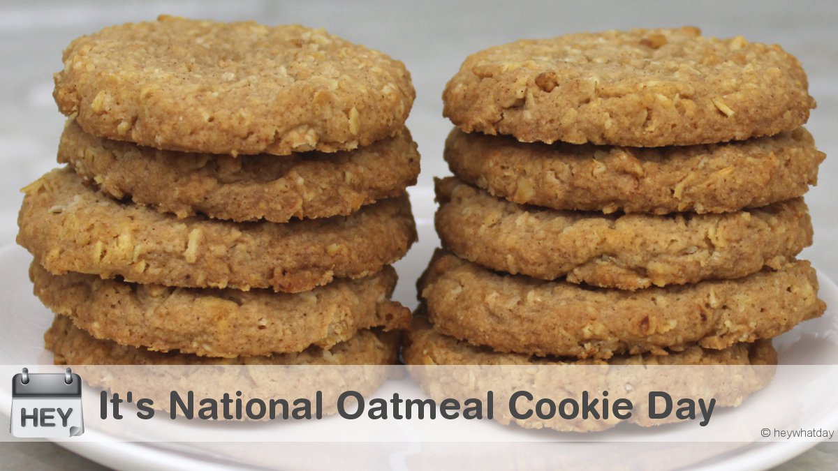 HeyWhatDay's tweet image. It's National Oatmeal Cookie Day! 
#OatmealCookieDay #NationalOatmealCookieDay #Cookies