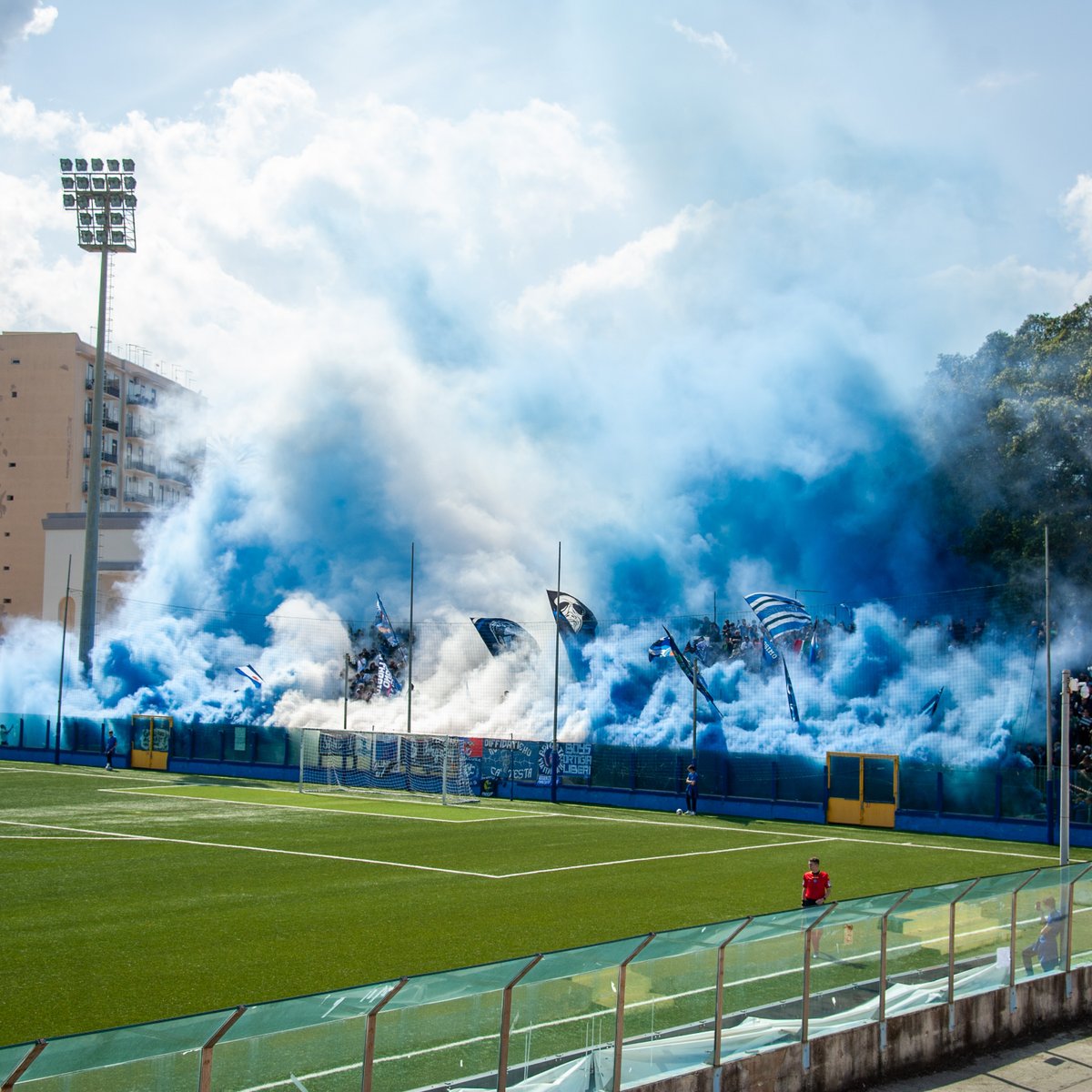 photo_curva's tweet photo. Photo Curva 3 takes you to Siracusa🇮🇹🔥

This is the story of how an unexpected visit to the 4th tier of Italian football gave us the game of the season. On that sunny afternoon, Siracusa offered everything football has to offer.

📖Read more: https://t.co/gMRp9r81vO https://t.co/7pRHDyxyuR