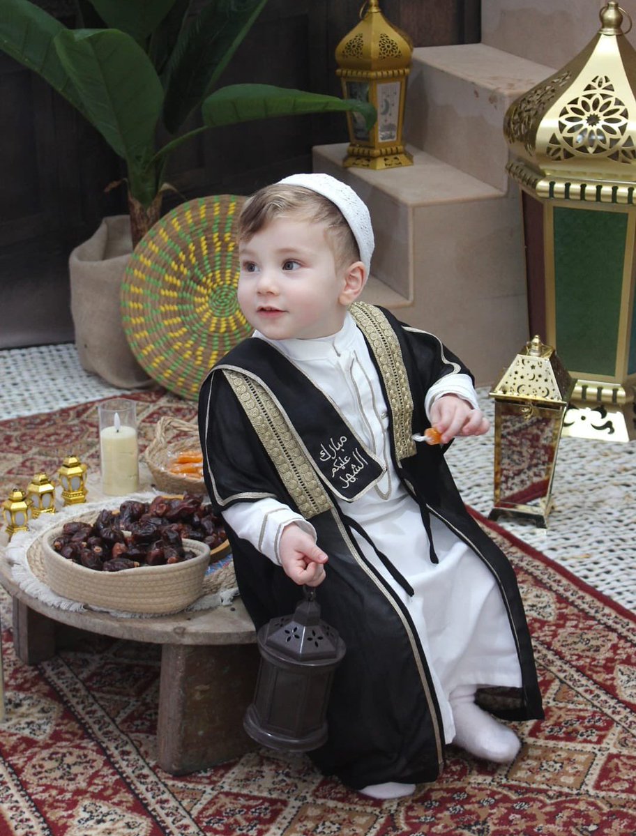 Zainab🇱🇧 tweet media